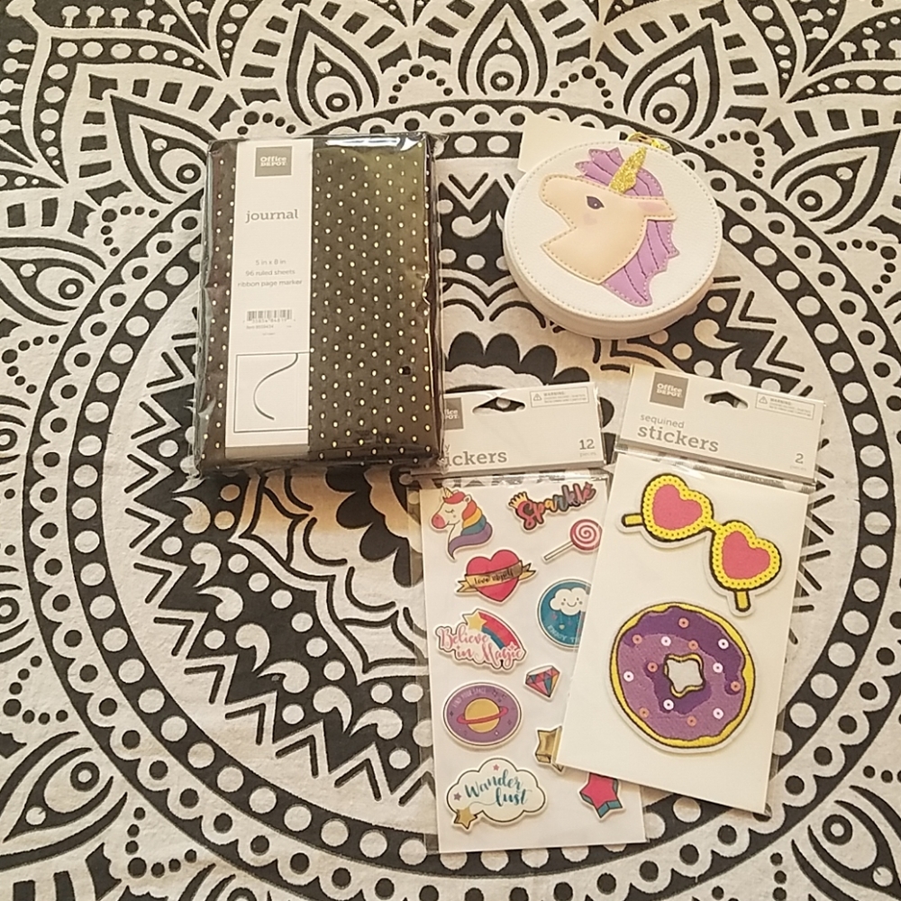 👧Girls fun lot 4 pcs👧